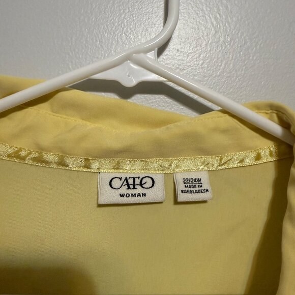 Cato Woman Yellow Short Sleeve Button-Up Blouse Size 22/24W Polyester Spandex - Picture 3 of 6